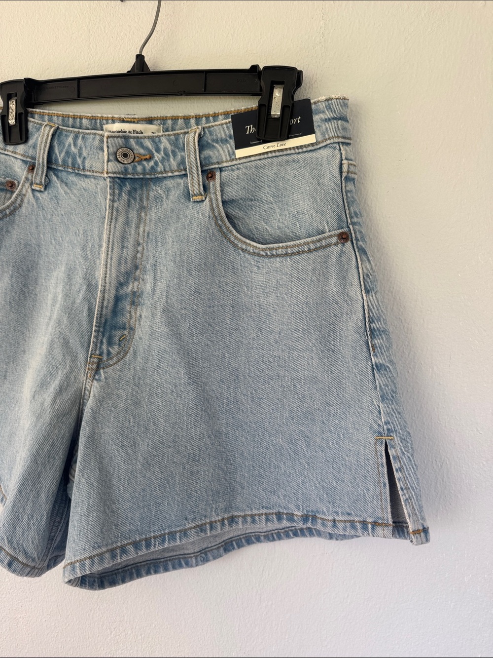 Abercrombie & Fitch The Dad Short high rise light wash jean shorts size 31 - Picture 5 of 13